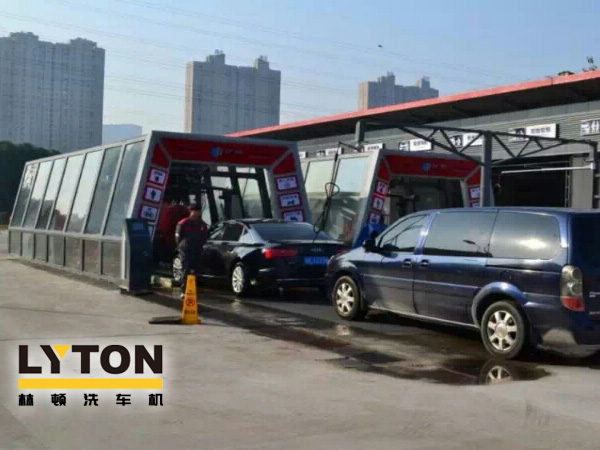 全自動(dòng)洗車(chē)機(jī)設(shè)備——加油站、洗車(chē)店青睞!車(chē)友喜愛(ài)!Why?