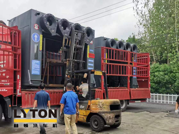 全力以赴促生產(chǎn)，全自動(dòng)洗車(chē)機(jī)發(fā)貨忙不停！秋天是收獲的季節(jié)，九月加油，林頓加油！