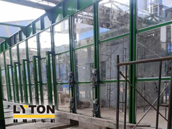 全自動洗車機安裝場所之加油站!提升油站高品質服務的企業形象，有利于口碑傳播！